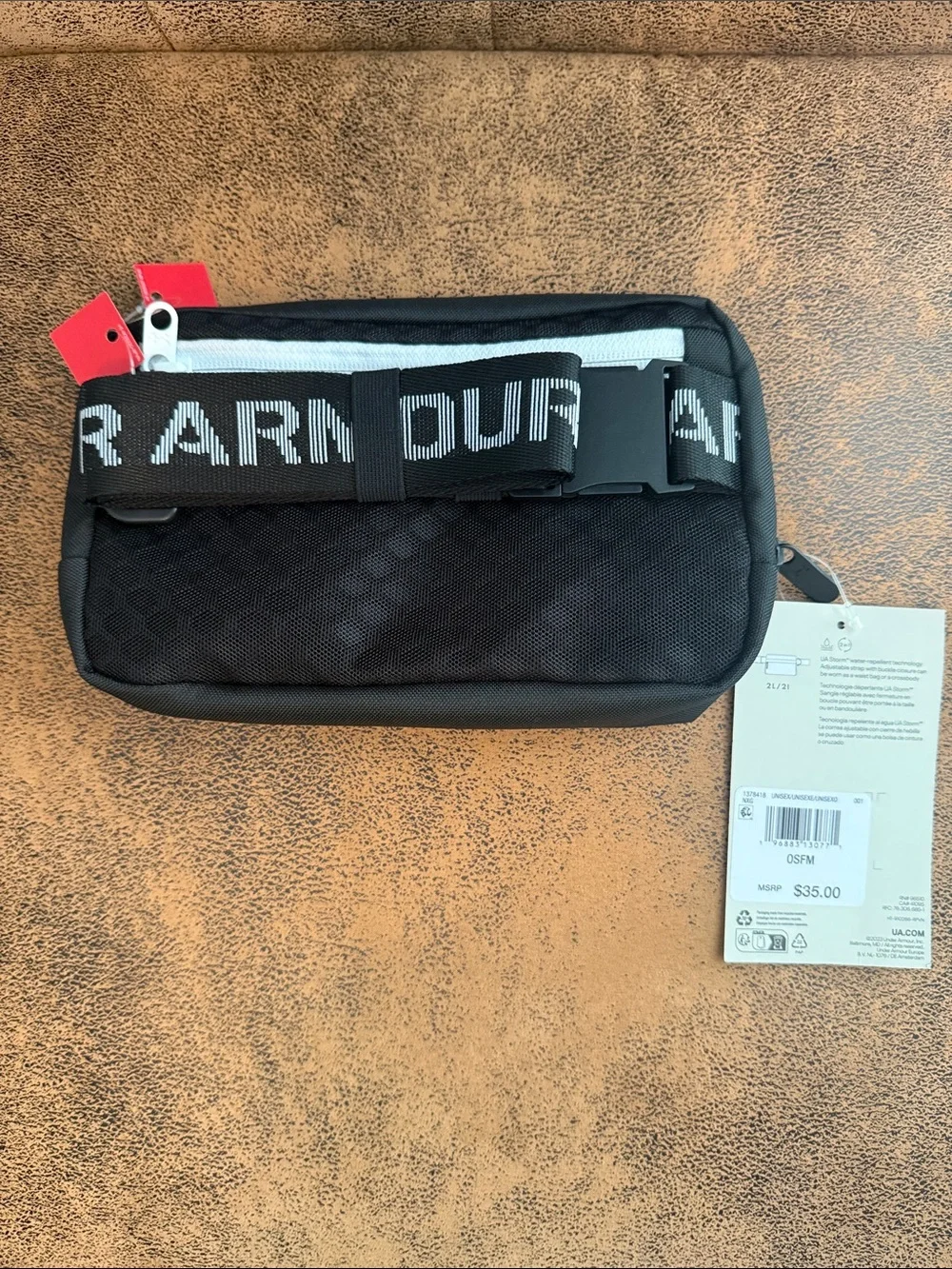 Under Armour Black Belt Bag with White Logo - Picture 2 of 3